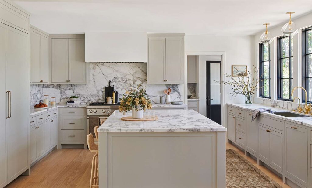 5 Reasons Why Marble Field Tile Backsplash is the Perfect Addition to Your Kitchen